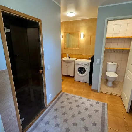 Korter Tiny House With Sauna In